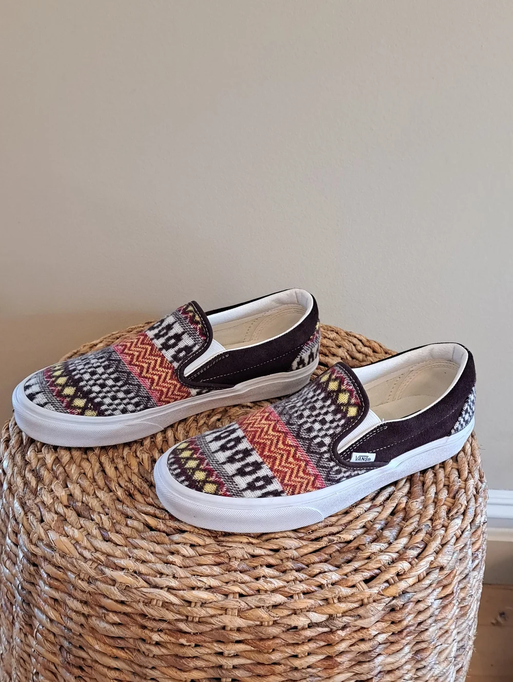Vans Unisex Fair Isle Brown Suede/Multi Woven Print Slip On Loafers M8/W9.5